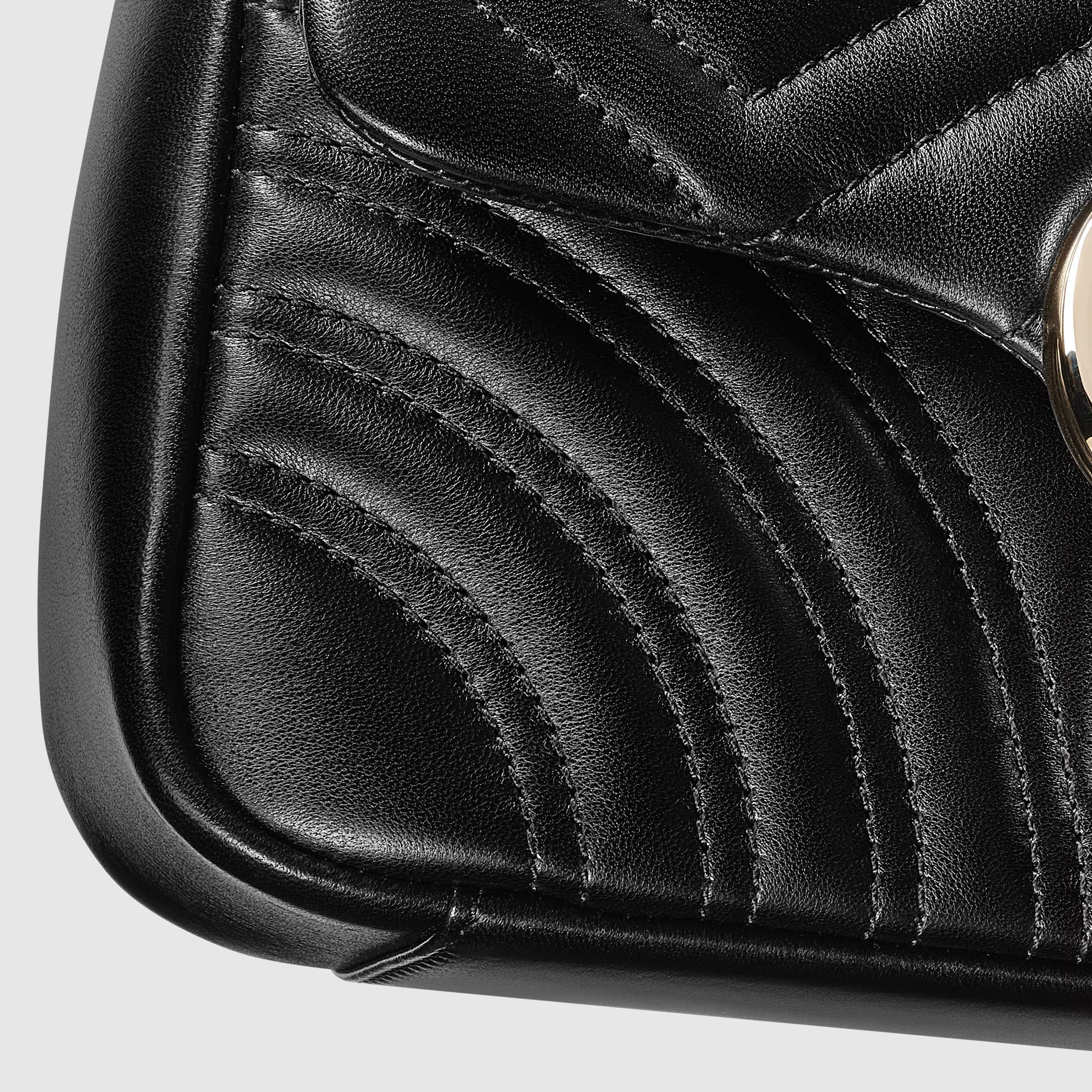 Quilted Leather Chain Shoulder Bag